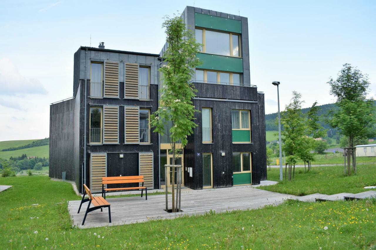Miky Apartman Klinovec Loučná pod Klínovcem Eksteriør billede